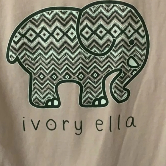 Ivory and Ella Long sleeve Tee - Picture 3 of 3